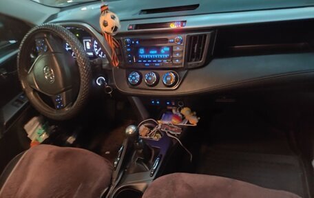 Toyota RAV4, 2019 год, 2 600 000 рублей, 6 фотография