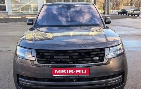 Land Rover Range Rover IV рестайлинг, 2022 год, 16 200 000 рублей, 3 фотография