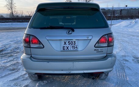 Lexus RX IV рестайлинг, 2001 год, 850 000 рублей, 5 фотография