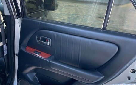 Lexus RX IV рестайлинг, 2001 год, 850 000 рублей, 12 фотография