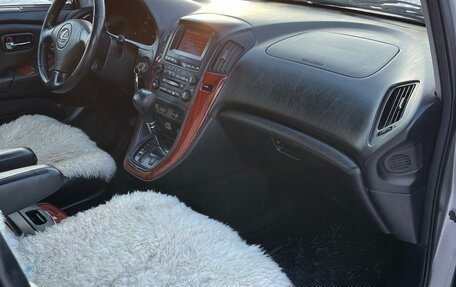 Lexus RX IV рестайлинг, 2001 год, 850 000 рублей, 9 фотография