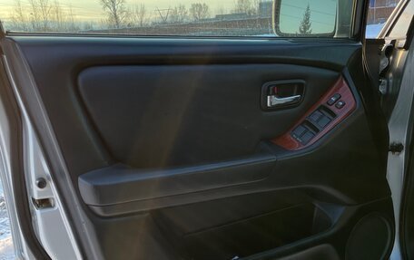 Lexus RX IV рестайлинг, 2001 год, 850 000 рублей, 13 фотография