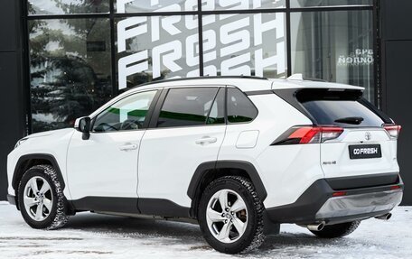 Toyota RAV4, 2020 год, 3 150 000 рублей, 2 фотография