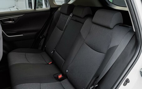 Toyota RAV4, 2020 год, 3 150 000 рублей, 12 фотография