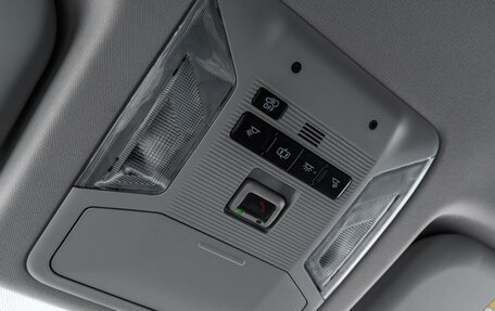 Toyota RAV4, 2020 год, 3 150 000 рублей, 22 фотография