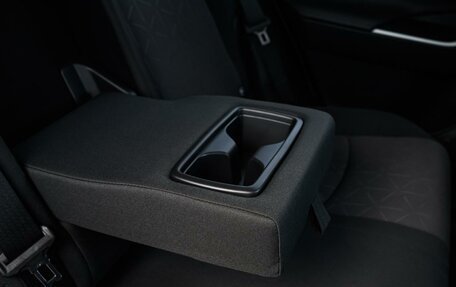 Toyota RAV4, 2020 год, 3 150 000 рублей, 23 фотография