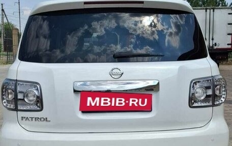 Nissan Patrol, 2012 год, 2 800 000 рублей, 1 фотография