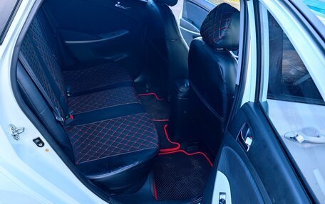 Hyundai Solaris II рестайлинг, 2011 год, 740 000 рублей, 1 фотография