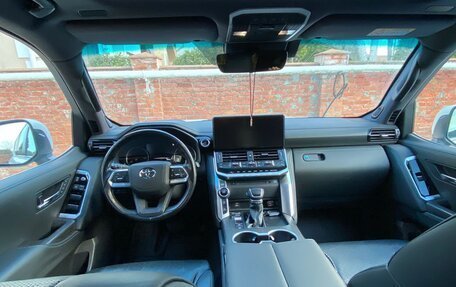 Toyota Land Cruiser, 2022 год, 11 500 000 рублей, 6 фотография