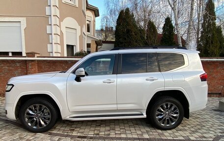 Toyota Land Cruiser, 2022 год, 11 500 000 рублей, 4 фотография