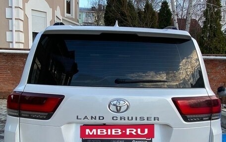 Toyota Land Cruiser, 2022 год, 11 500 000 рублей, 2 фотография