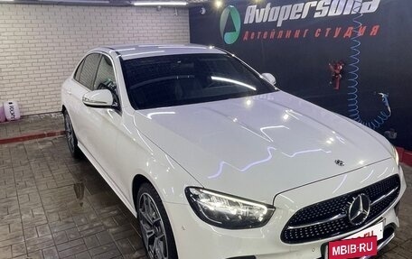 Mercedes-Benz E-Класс, 2021 год, 5 000 000 рублей, 3 фотография