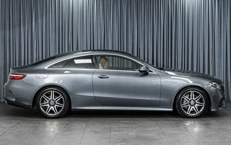 Mercedes-Benz E-Класс, 2018 год, 3 440 000 рублей, 5 фотография