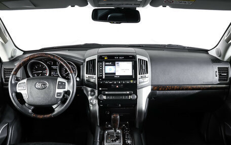 Toyota Land Cruiser 200, 2014 год, 4 990 000 рублей, 12 фотография