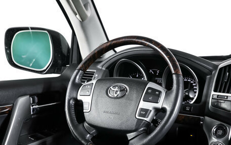 Toyota Land Cruiser 200, 2014 год, 4 990 000 рублей, 17 фотография