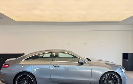 Mercedes-Benz E-Класс, 2018 год, 3 700 000 рублей, 3 фотография