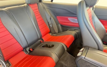 Mercedes-Benz E-Класс, 2018 год, 3 700 000 рублей, 14 фотография