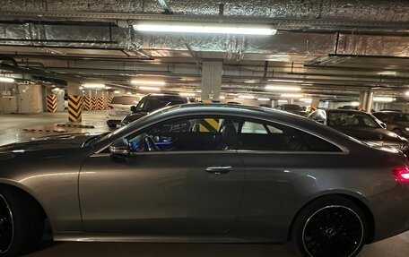 Mercedes-Benz E-Класс, 2018 год, 3 700 000 рублей, 9 фотография