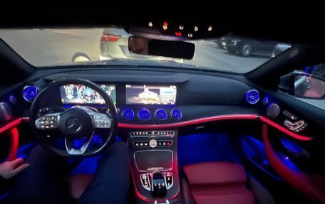 Mercedes-Benz E-Класс, 2018 год, 3 700 000 рублей, 28 фотография