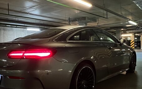 Mercedes-Benz E-Класс, 2018 год, 3 700 000 рублей, 25 фотография