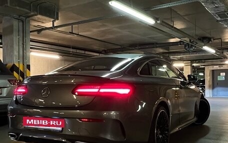 Mercedes-Benz E-Класс, 2018 год, 3 700 000 рублей, 27 фотография