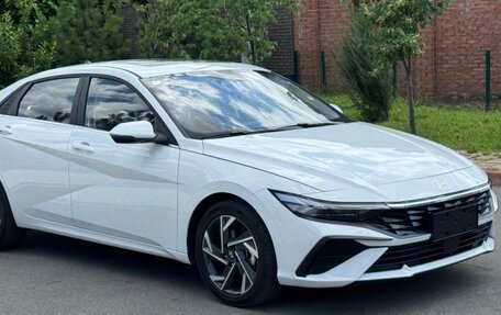 Hyundai Elantra, 2025 год, 2 320 000 рублей, 3 фотография