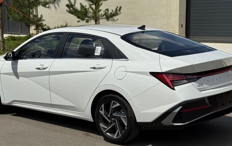 Hyundai Elantra, 2025 год, 2 320 000 рублей, 6 фотография