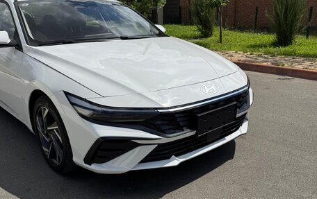 Hyundai Elantra, 2025 год, 2 320 000 рублей, 10 фотография