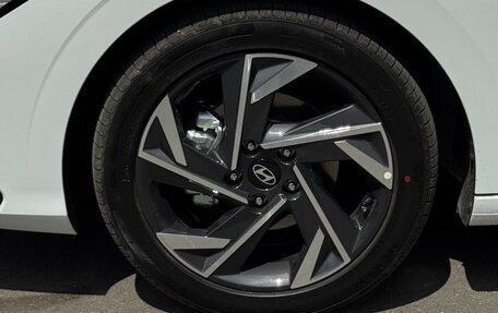 Hyundai Elantra, 2025 год, 2 320 000 рублей, 15 фотография