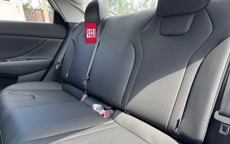 Hyundai Elantra, 2025 год, 2 320 000 рублей, 31 фотография