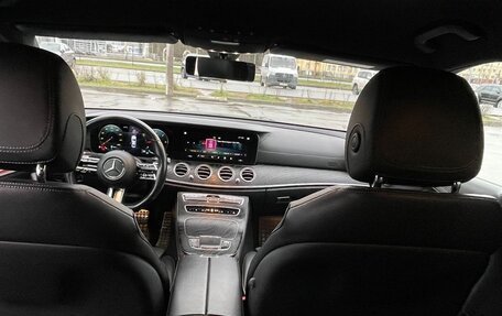 Mercedes-Benz E-Класс, 2021 год, 2 800 000 рублей, 7 фотография
