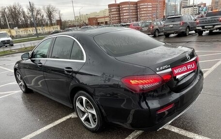 Mercedes-Benz E-Класс, 2021 год, 2 800 000 рублей, 8 фотография