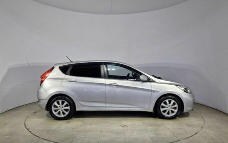 Hyundai Solaris II рестайлинг, 2011 год, 520 000 рублей, 5 фотография