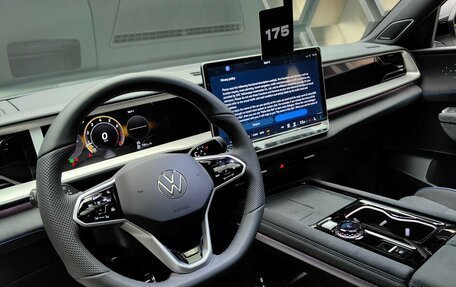 Volkswagen Teramont, 2025 год, 6 990 000 рублей, 19 фотография