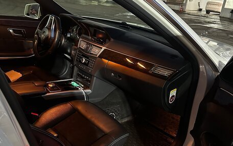 Mercedes-Benz E-Класс, 2011 год, 1 599 999 рублей, 19 фотография