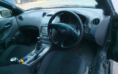 Toyota Celica VII рестайлинг, 2001 год, 450 000 рублей, 8 фотография