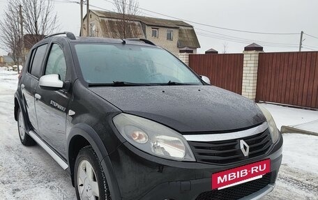 Renault Sandero I, 2012 год, 560 000 рублей, 2 фотография