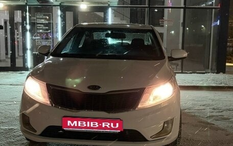 KIA Rio III рестайлинг, 2012 год, 800 000 рублей, 1 фотография