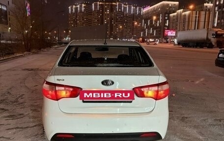 KIA Rio III рестайлинг, 2012 год, 800 000 рублей, 6 фотография