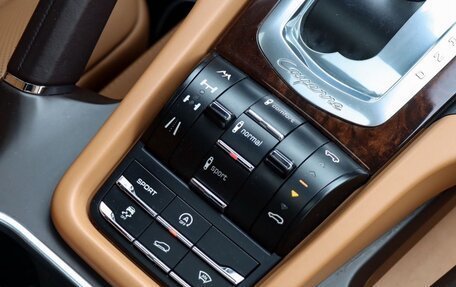 Porsche Cayenne III, 2011 год, 2 600 000 рублей, 9 фотография