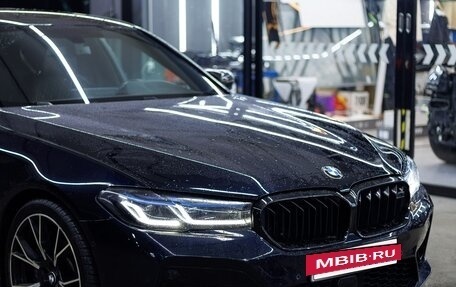 BMW 5 серия, 2018 год, 5 600 000 рублей, 4 фотография