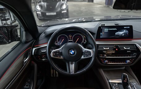 BMW 5 серия, 2018 год, 5 600 000 рублей, 22 фотография