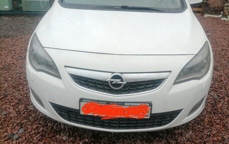 Opel Astra J, 2012 год, 760 000 рублей, 1 фотография