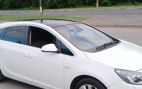 Opel Astra J, 2012 год, 760 000 рублей, 4 фотография