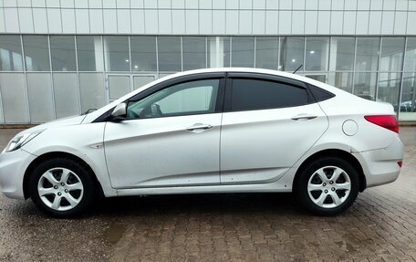 Hyundai Solaris II рестайлинг, 2011 год, 639 000 рублей, 4 фотография