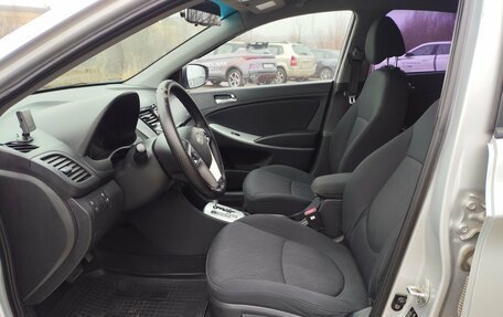 Hyundai Solaris II рестайлинг, 2011 год, 639 000 рублей, 12 фотография