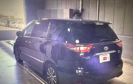 Toyota Estima III рестайлинг -2, 2017 год, 2 913 000 рублей, 18 фотография