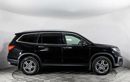 Honda Pilot III рестайлинг, 2018 год, 3 099 000 рублей, 5 фотография