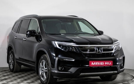 Honda Pilot III рестайлинг, 2018 год, 3 099 000 рублей, 4 фотография
