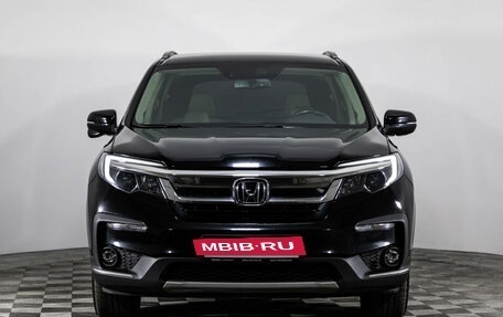 Honda Pilot III рестайлинг, 2018 год, 3 099 000 рублей, 3 фотография